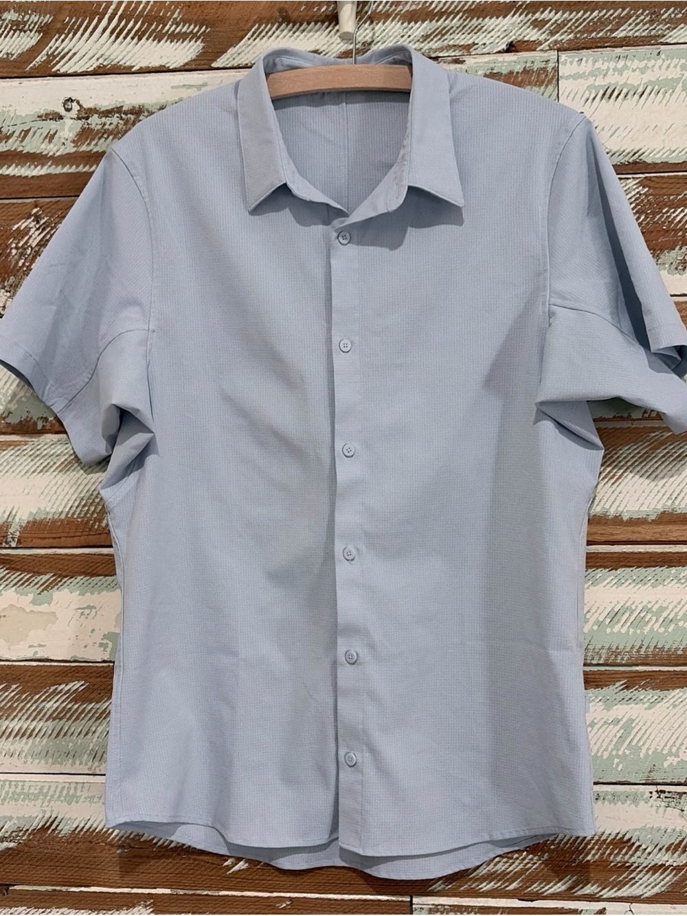 LULULEMON Airing Easy Short Sleeve Shirt Mens L Starch Blue Button Travel Beach - Picture 2 of 6